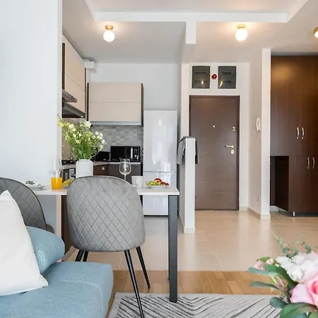 Vivando - Sunny 1br - View Balcony - Parking Apartment Bucharest