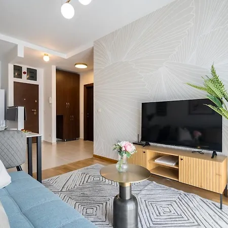 Apartmán Vivando - Sunny 1br - View Balcony - Parking