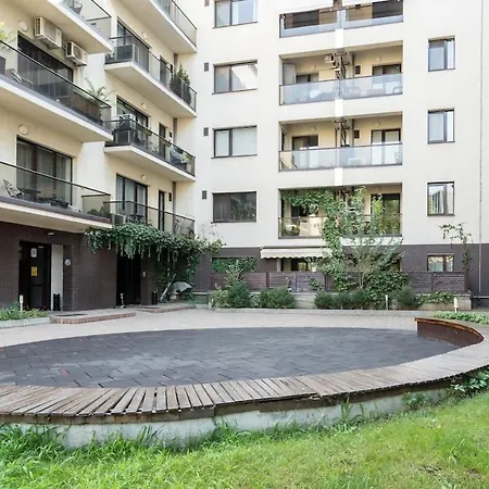 Apartment Vivando - Sunny 1br - View Balcony - Parking