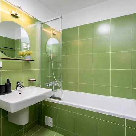 Vivando - Sunny 1br - View Balcony - Parking *