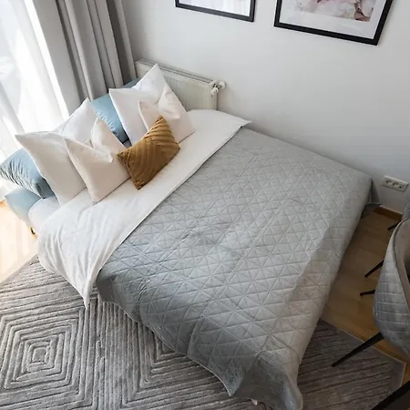 Vivando - Sunny 1br - View Balcony - Parking Bucharest