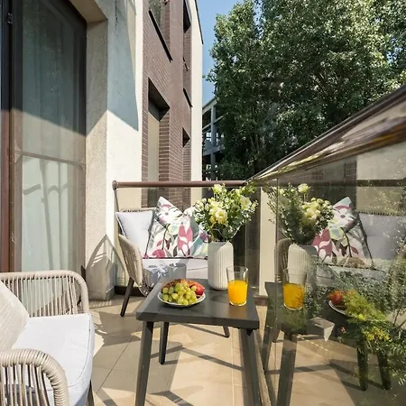Vivando - Sunny 1br - View Balcony - Parking