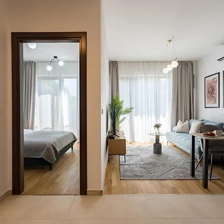 Apartamento Vivando - Sunny 1br - View Balcony - Parking Bucareste