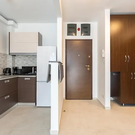 Apartamento Vivando - Sunny 1br - View Balcony - Parking