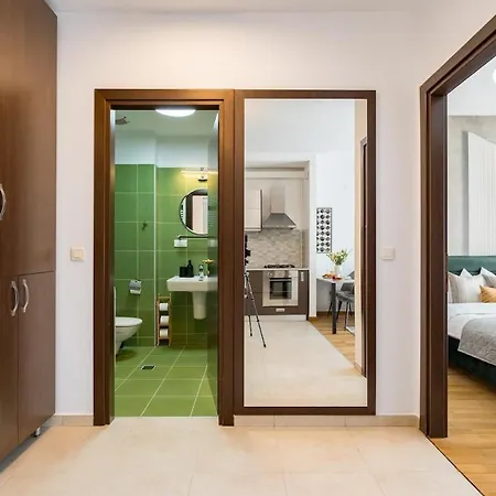 Vivando - Sunny 1br - View Balcony - Parking Bucareste