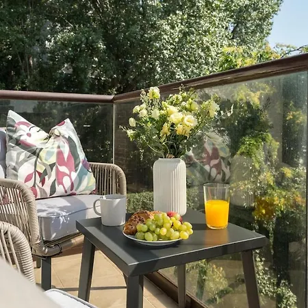 Apartamento Vivando - Sunny 1br - View Balcony - Parking